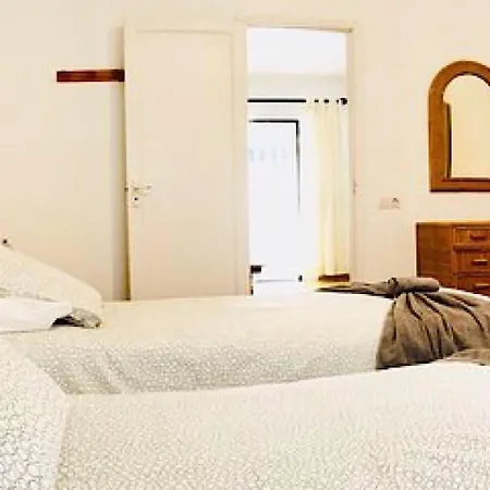 Apartment Alessandra Only 200M From Playa Grande Puerto del Carmen (Lanzarote)