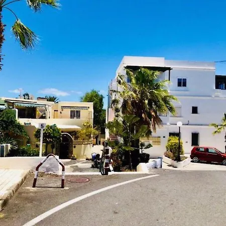 Apartment Alessandra Only 200M From Playa Grande Apartamento