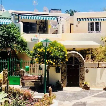 Apartment Apartment Alessandra Only 200M From Playa Grande Puerto del Carmen (Lanzarote)
